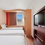 Ibis Paris Porte D'orleans