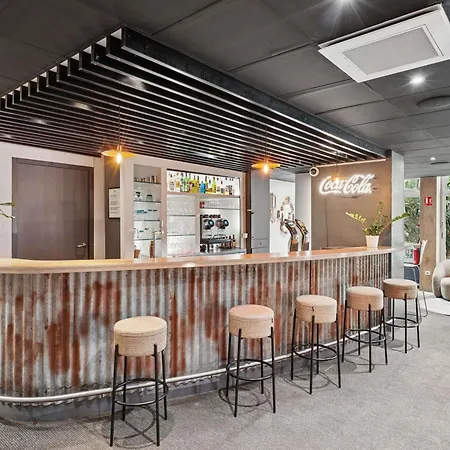 Ibis Paris Porte D'orleans Монруж