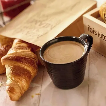 Отель Ibis Paris Porte D'orleans Монруж