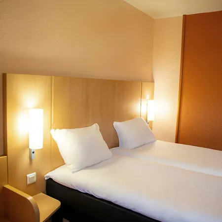 Hotel Ibis Paris Porte D'orleans 3*