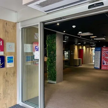 Hotel Ibis Paris Porte D'orleans Montrouge