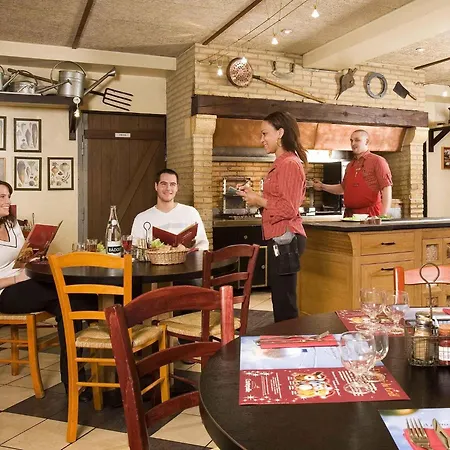 Ibis Paris Porte D'orleans Hotel