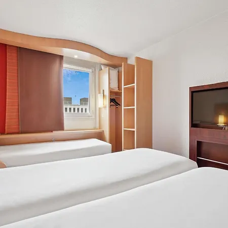 Hotel Ibis Paris Porte D'orleans 3*