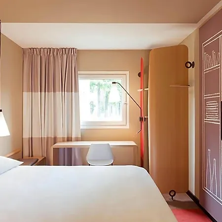 Ibis Paris Porte D'orleans 3* Montrouge