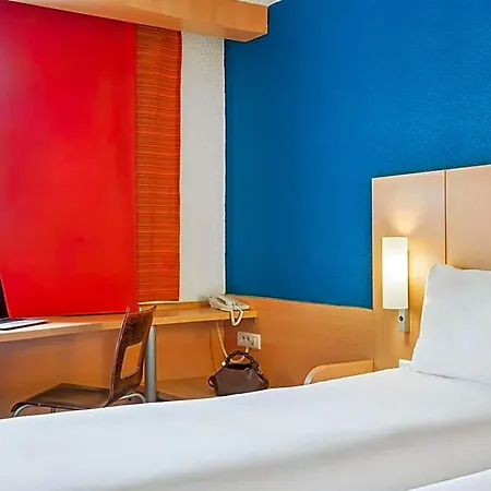 Ibis Paris Porte D'orleans Montrouge