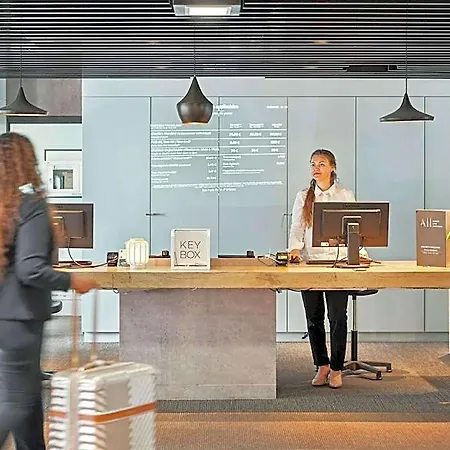 Hotel Ibis Paris Porte D'orleans Montrouge