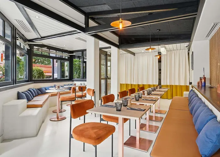 Ibis Paris Porte D'orleans Otel