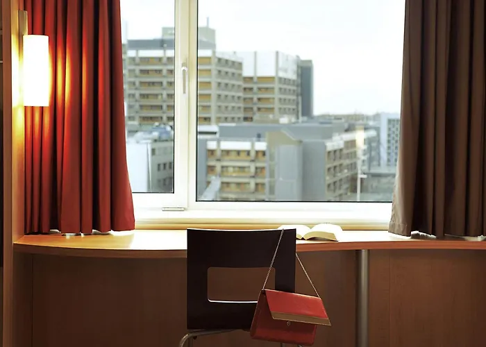 Ibis Paris Porte D'orleans Otel Montrouge