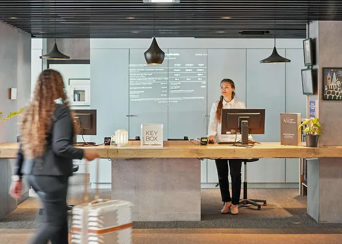 Otel Ibis Paris Porte D'orleans Montrouge